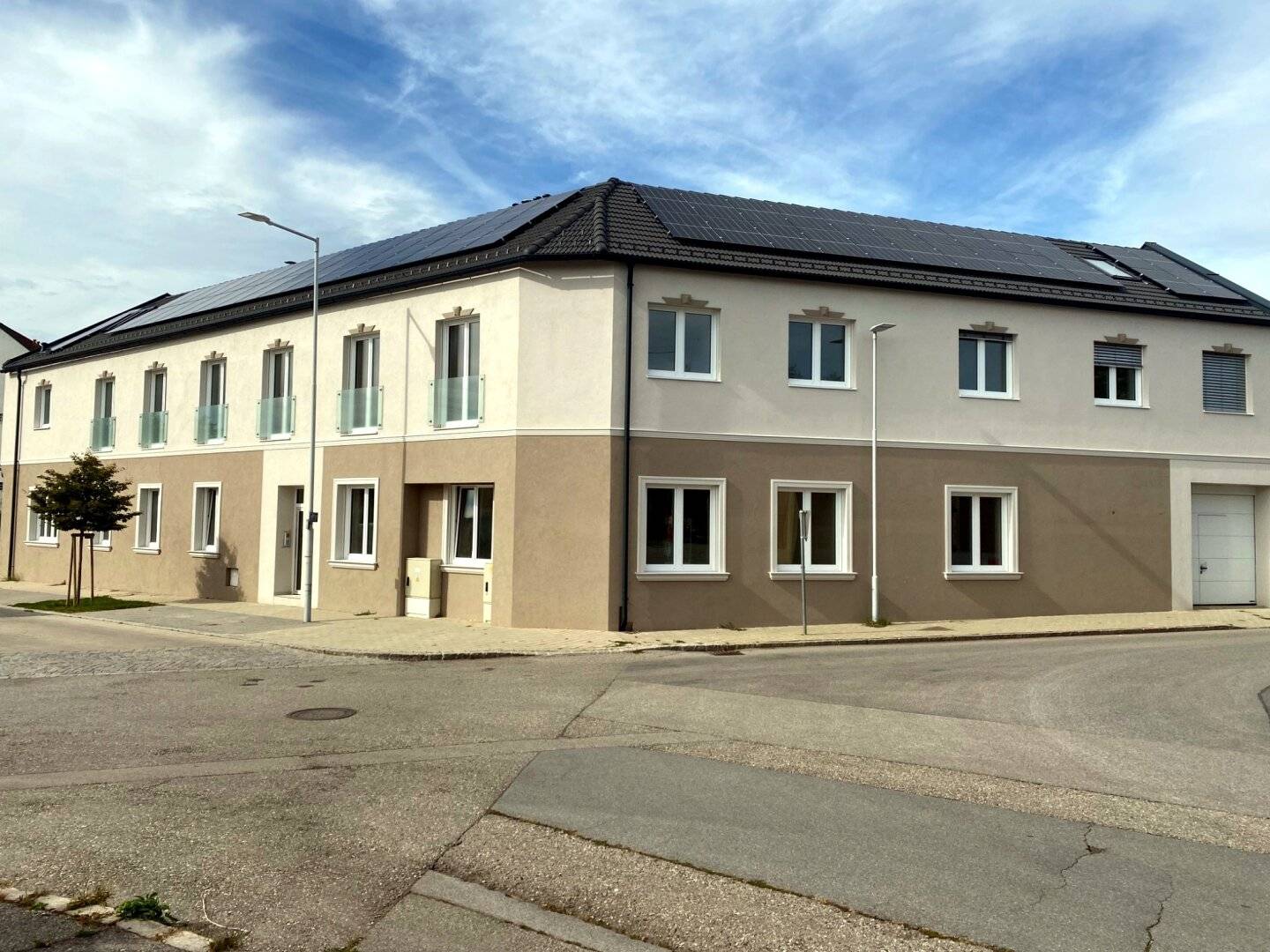 Penthouse with gallery and roof terrace – individual living dream in Neusiedl am See