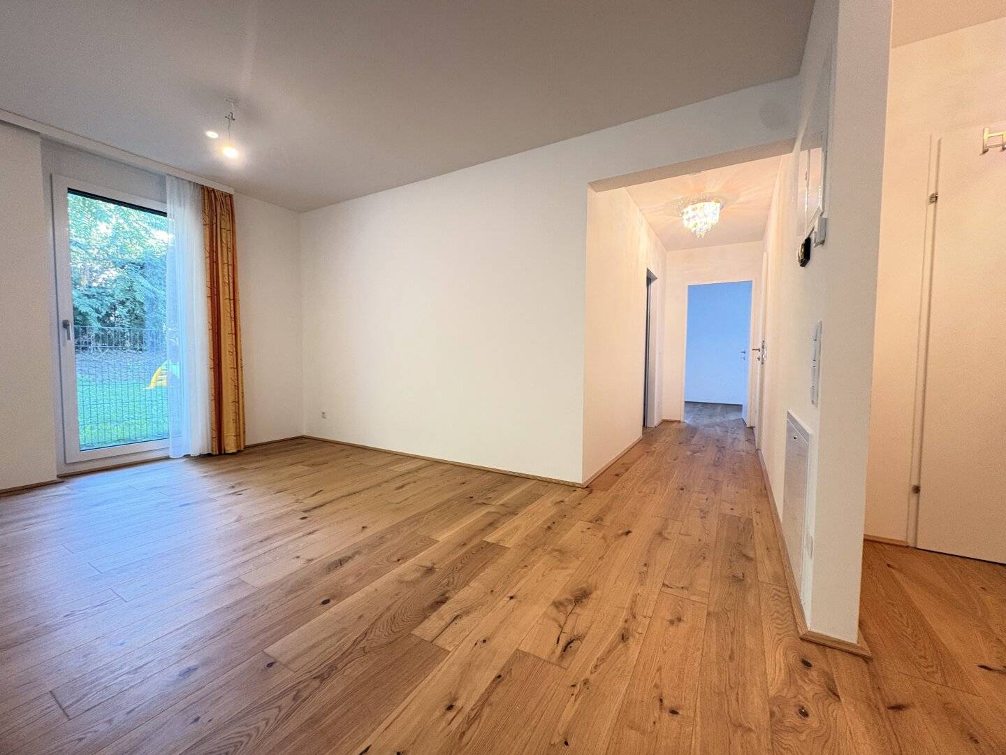Ihr neues Zuhause + Eigengarten+ Outdoor-Gemeinschaftspool,  der Lieblingsplatz der Familie