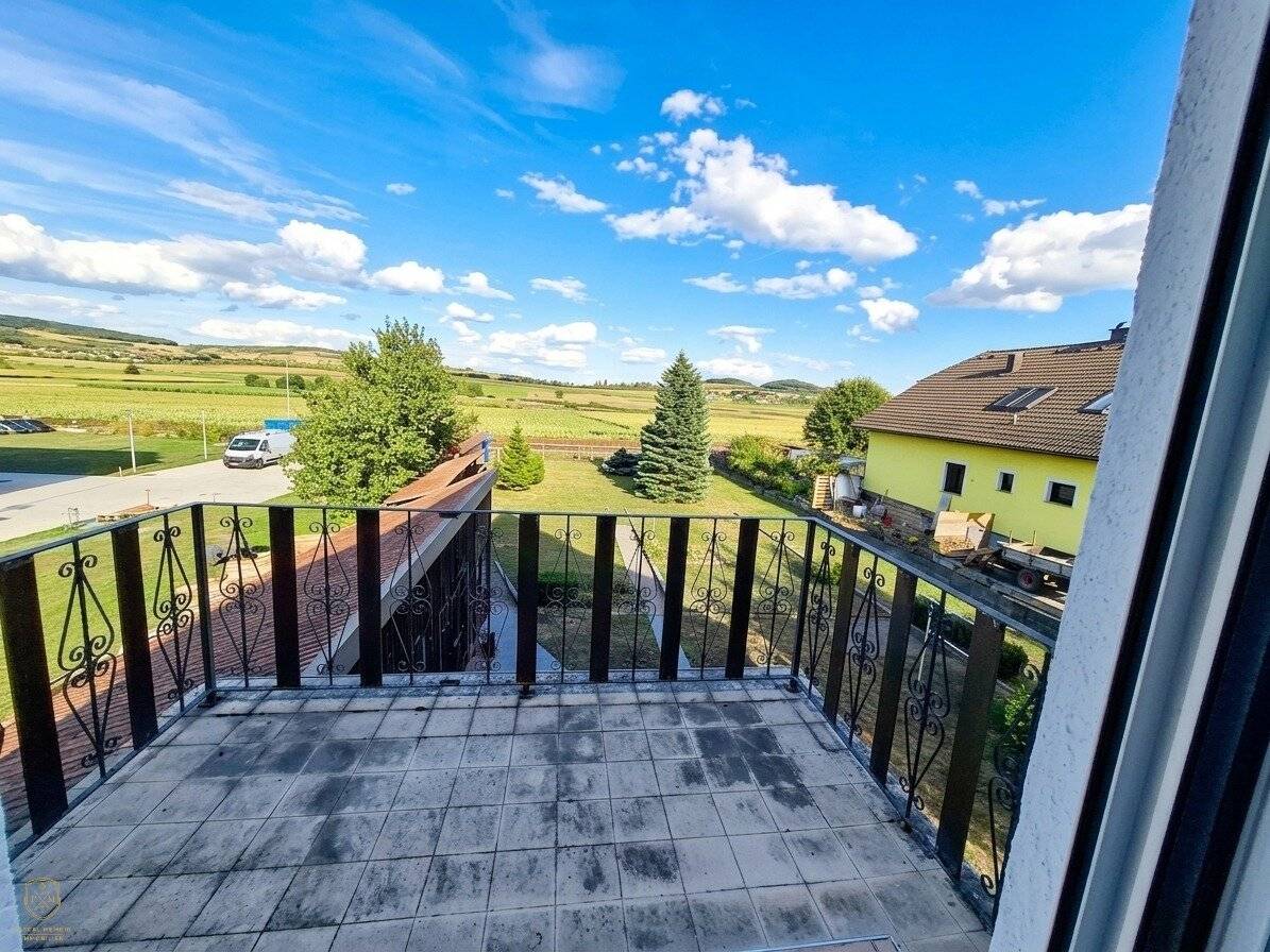 Charming single-family house with building land reserves