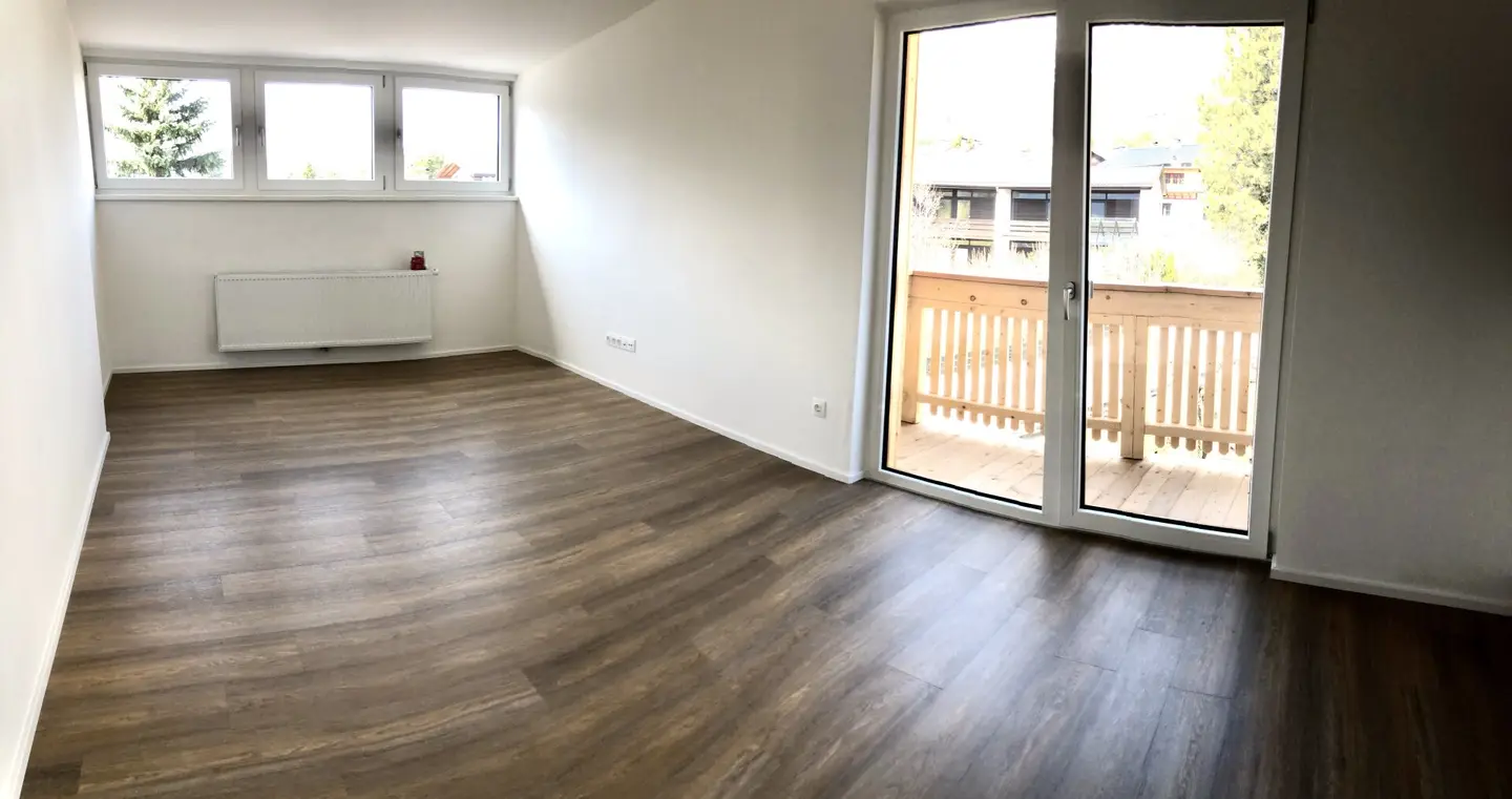 Neuwertige 2-Zimmer-Wohnung mit Klimaanlage & Panoramablick