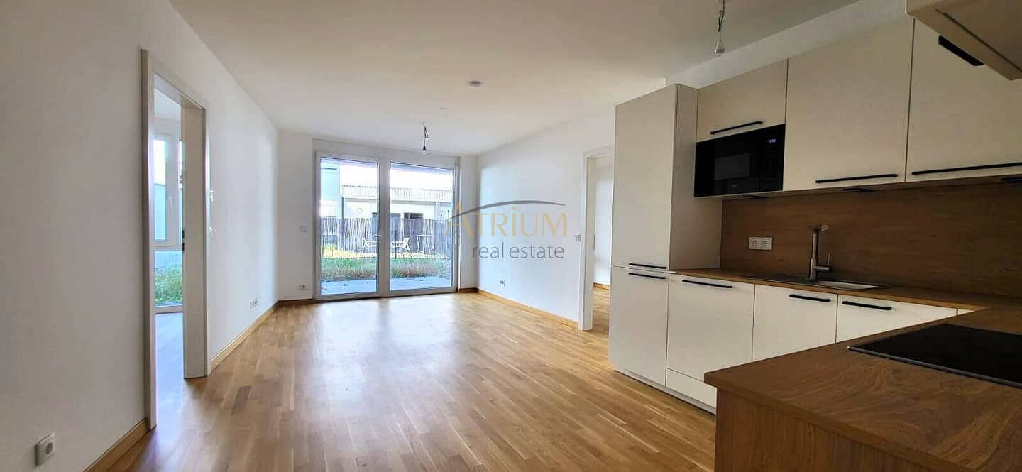 First occupancy 3-room garden apartment with terrace, underfloor heating and fitted kitchen in 1220 Vienna