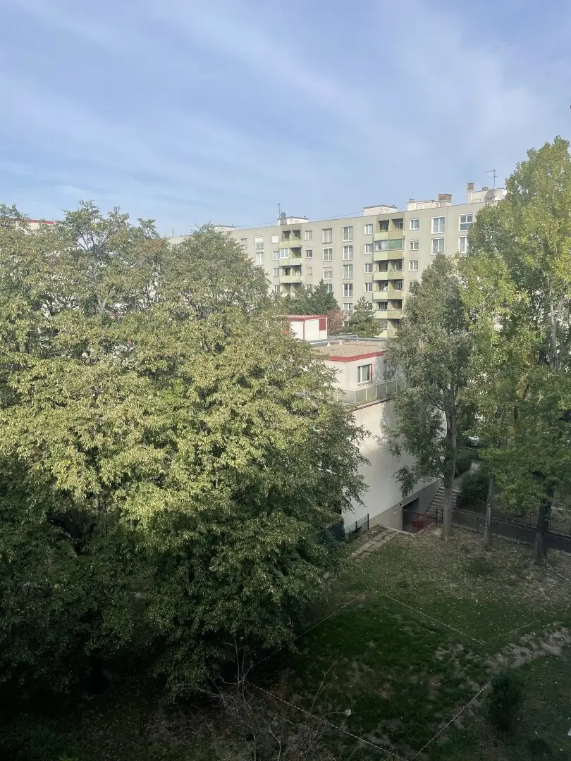 Great apartment - move in immediately