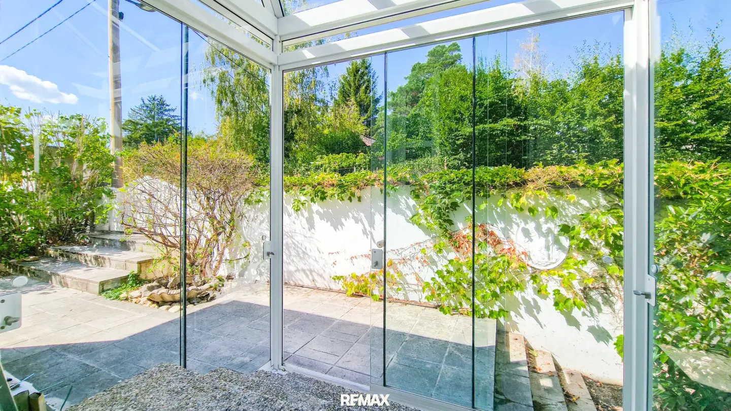 Green and quiet location in Mauerbach. Single-family house with large garden and beautiful distant view