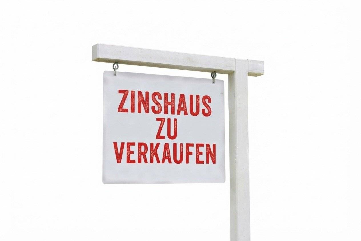 Small tenement house as development project with 100% vacancy near pedestrian zone and train station