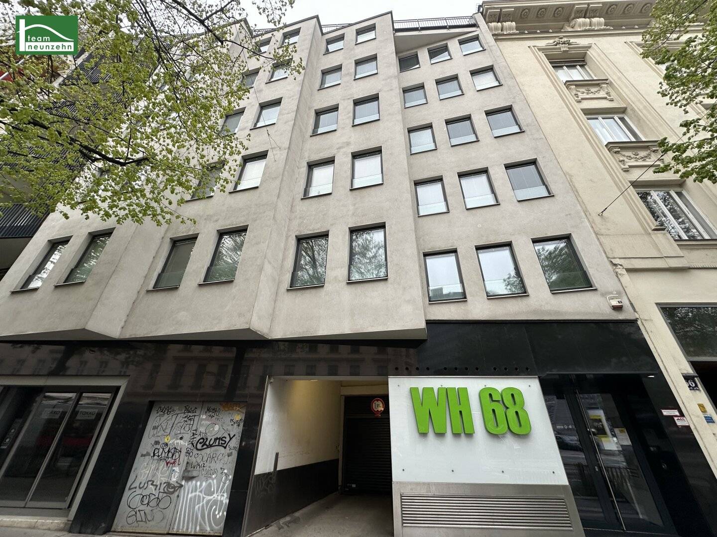 Open-ended garage parking space at Wiedner Hauptstraße 68