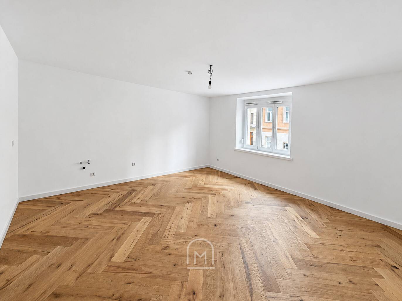 Renovated Wohnung bright with lift and underfloor heating