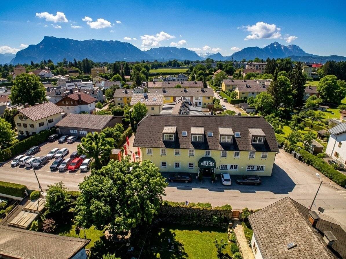 A Piece of Salzburg Inn History - Historic Traditional Inn in Liefering for Lease