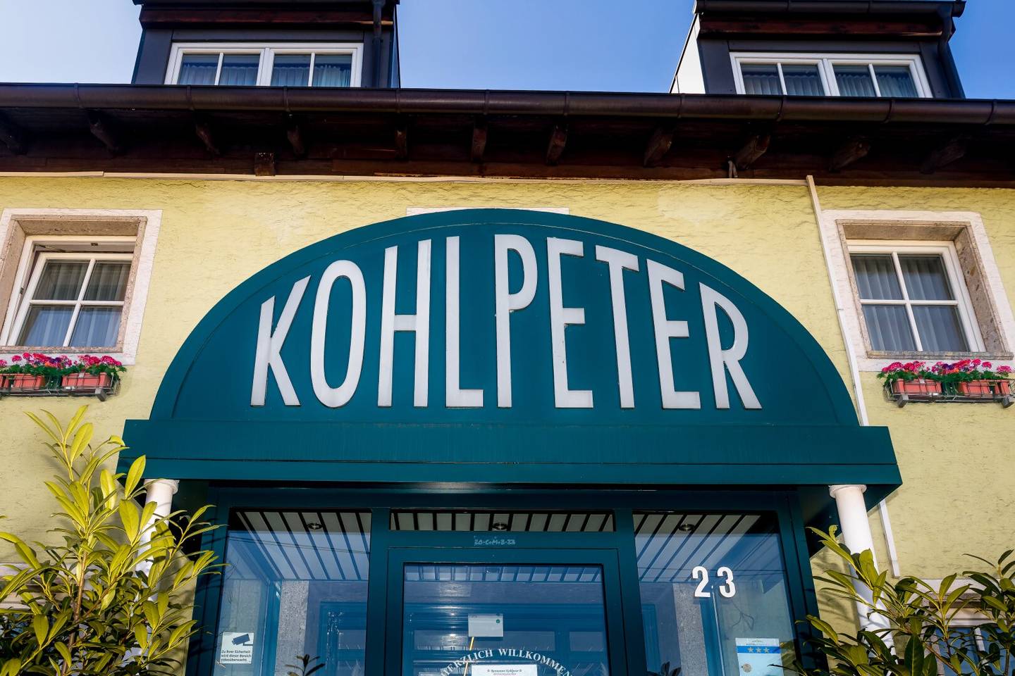 A Piece of Salzburg Inn History - Historic Traditional Inn in Liefering for Lease