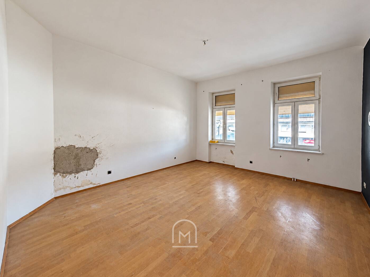 Bright ground floor apartment with period charm