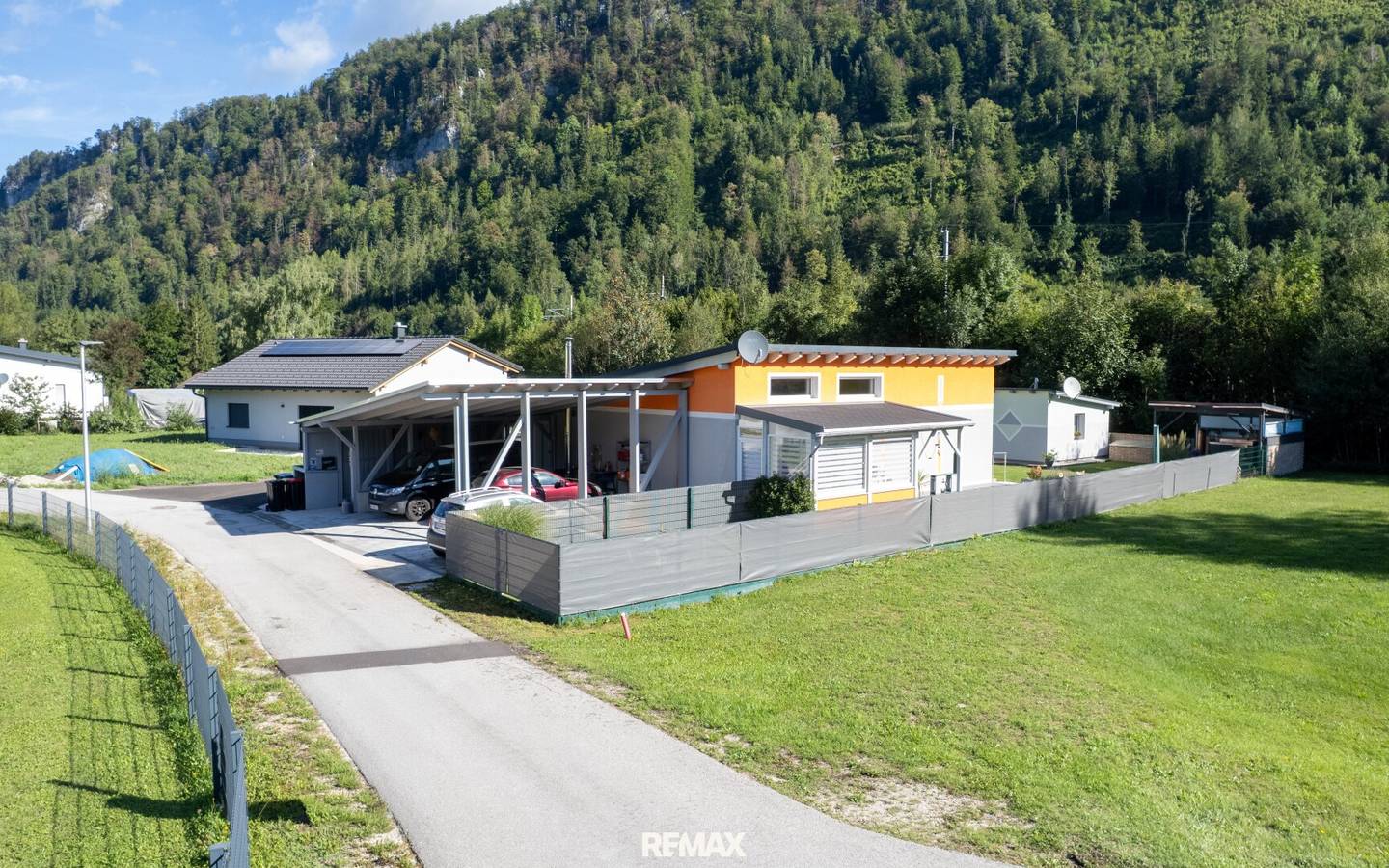 Open House on Saturday 26.09. from 10 to 12 - Modern living – Enjoy nature – live flexibly - Sale with DAVE