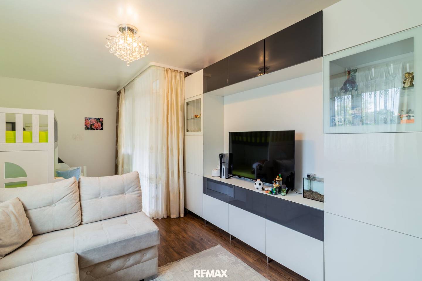 Well laid out and well maintained | 3-room apartment with loggia