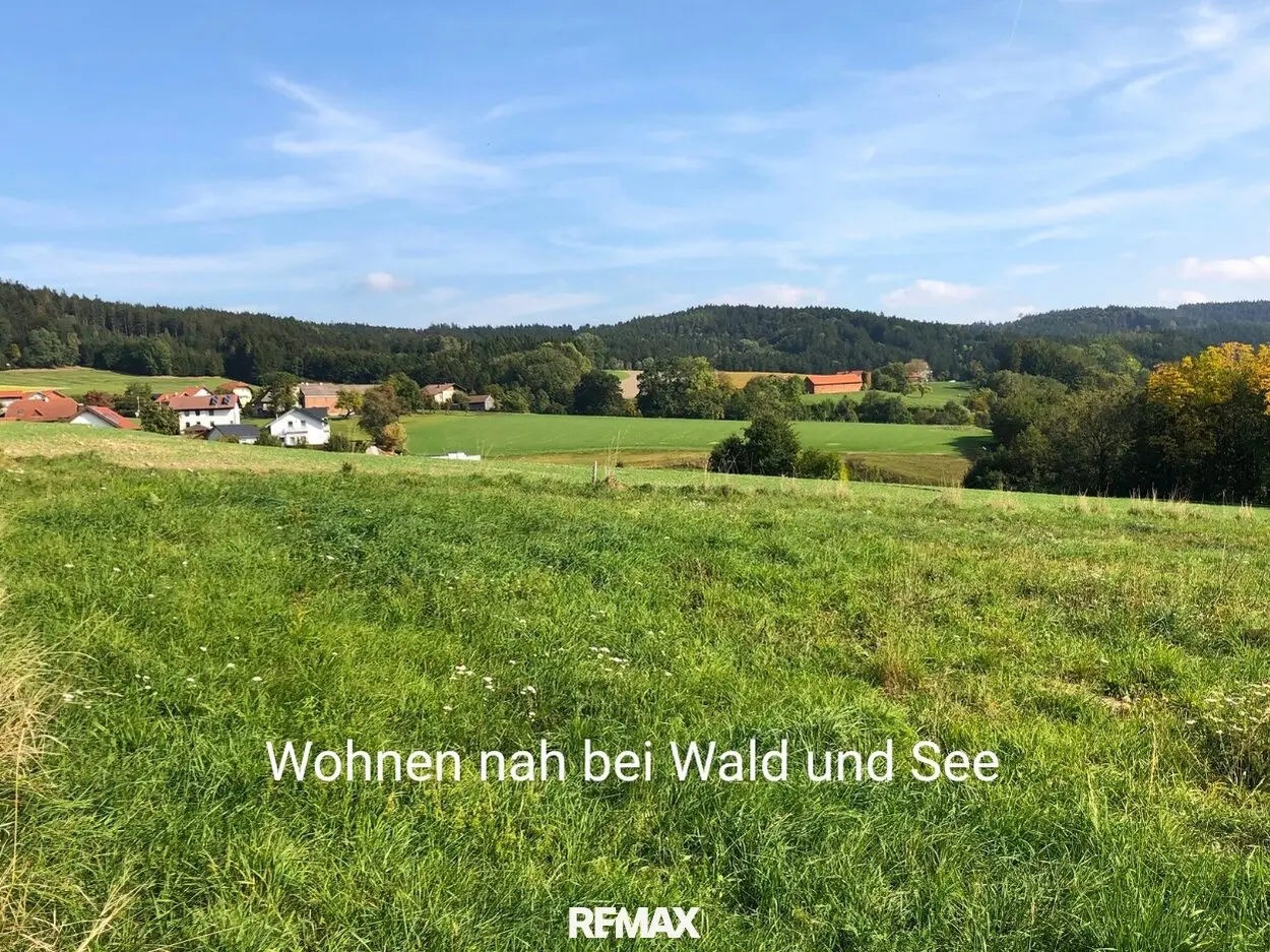 Wohnen mit Weitblick – Baugrund in ländlicher Lage