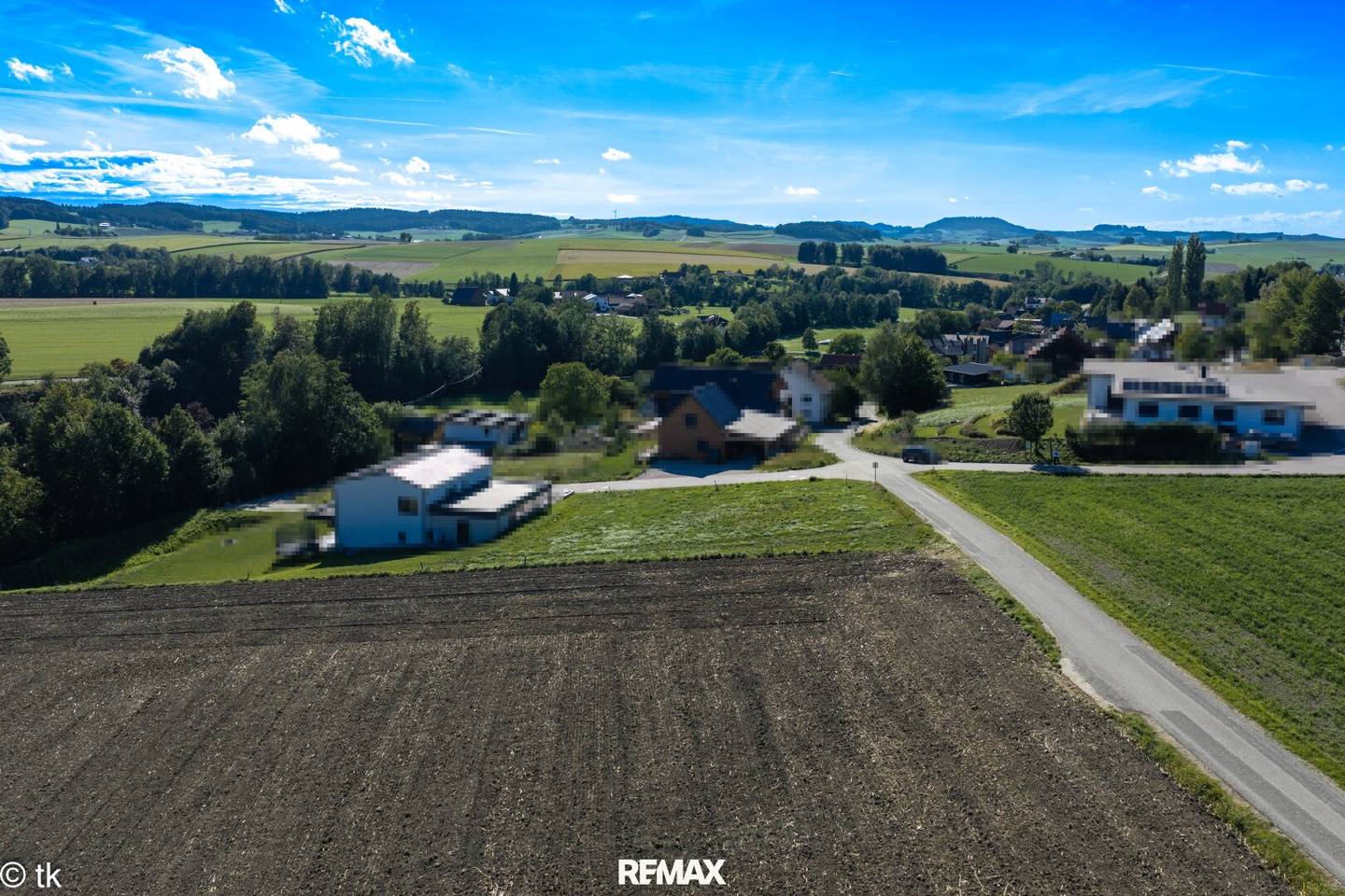 Living with a Panoramic View – Building Plot in a Rural Location
