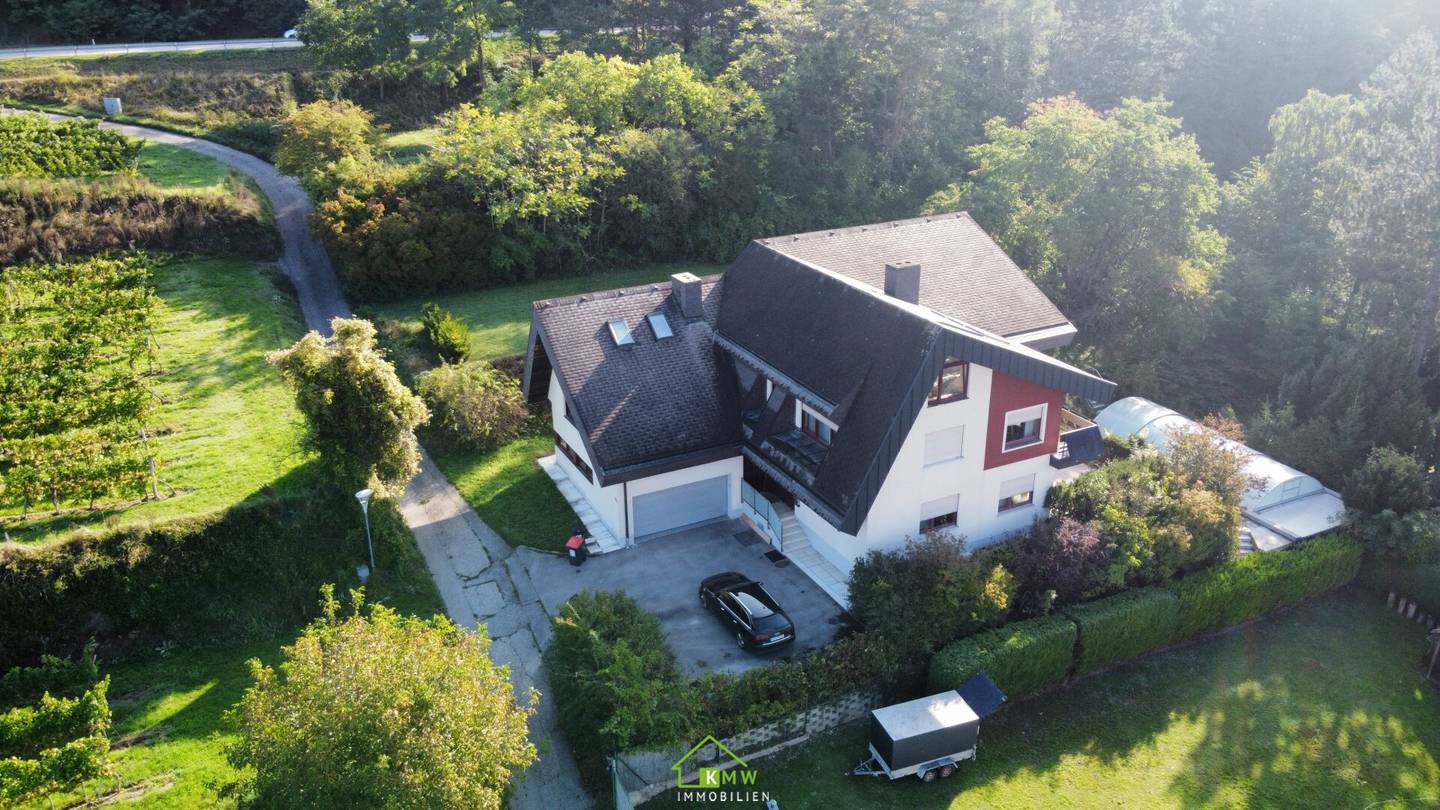 TOP VIEW LOCATION - spacious property with large garden and pool