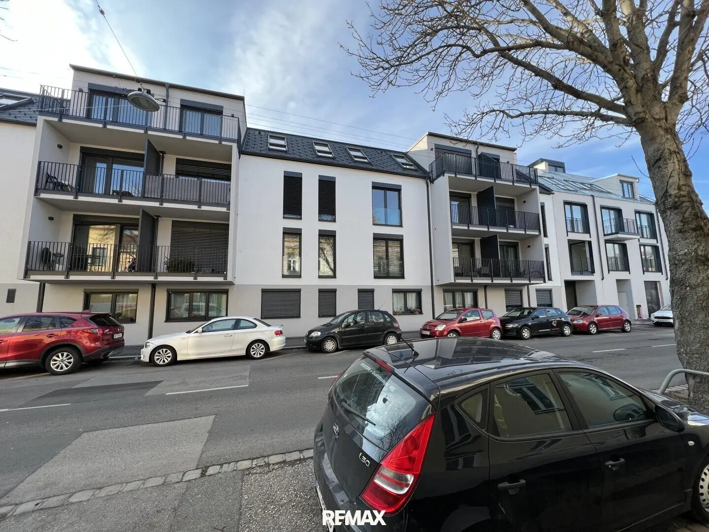 Your parking space with perfect transport links – near Inzersdorf &amp; SCS