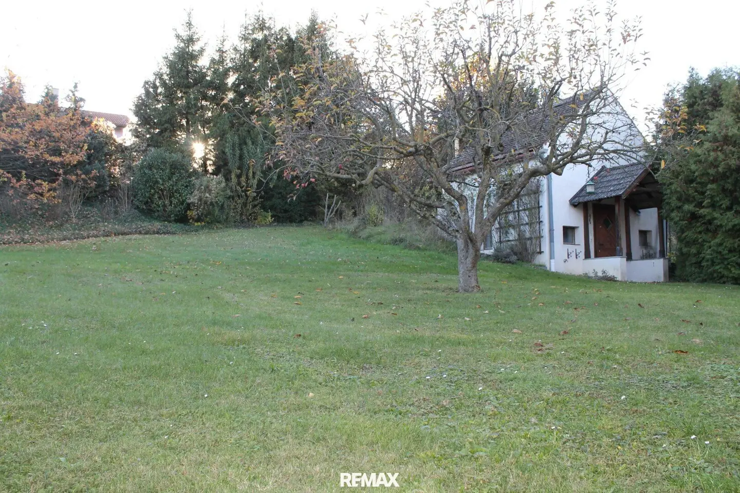 0% buyer commission - 50% buildable, NO construction obligation!