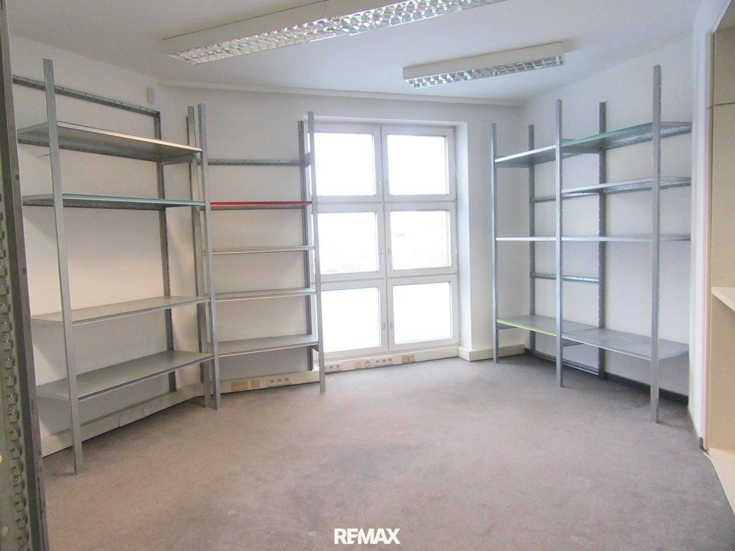Office space for versatile use!
