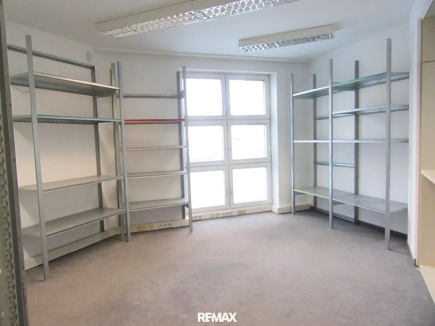 Office space for versatile use!