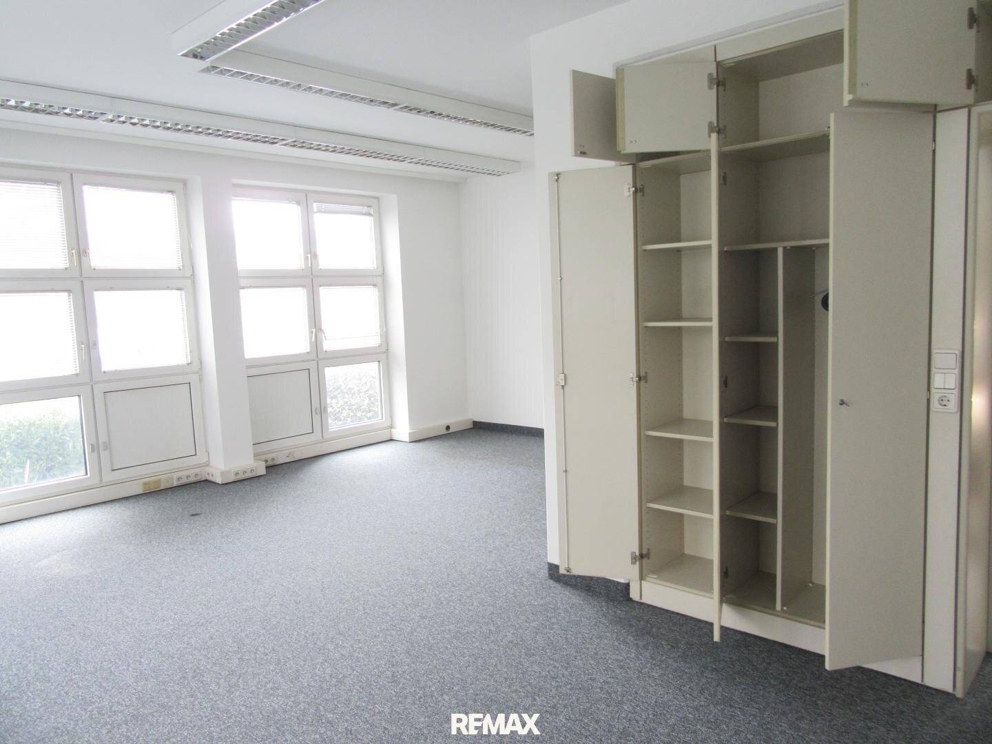Office space for versatile use!
