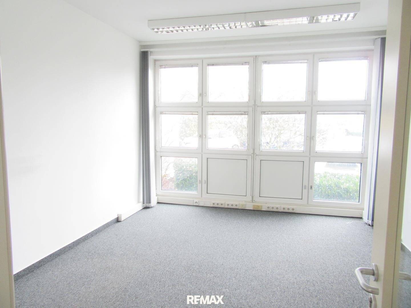 Office space for versatile use!