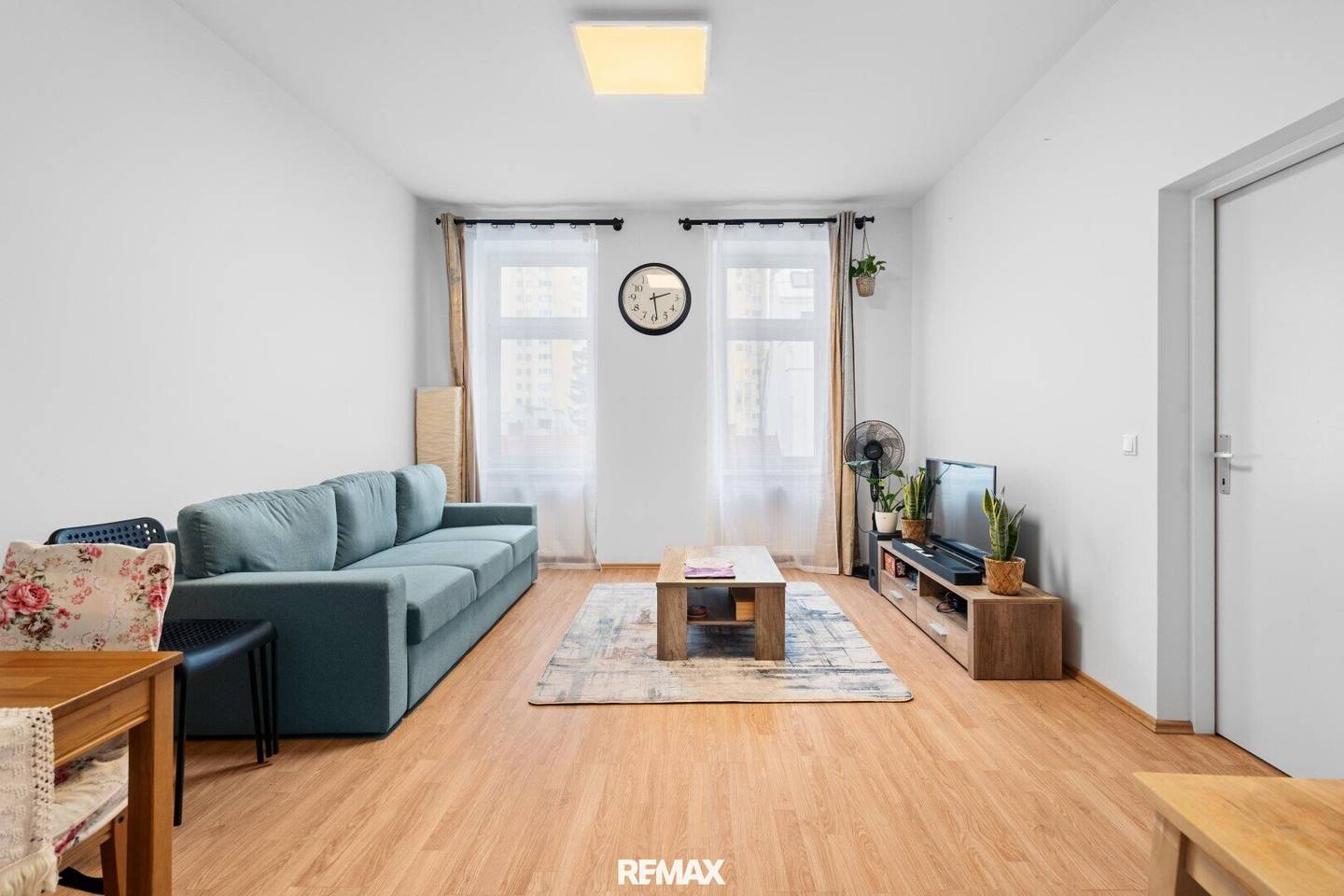 3-room old building Loggia Kagranerplatz Completely in love