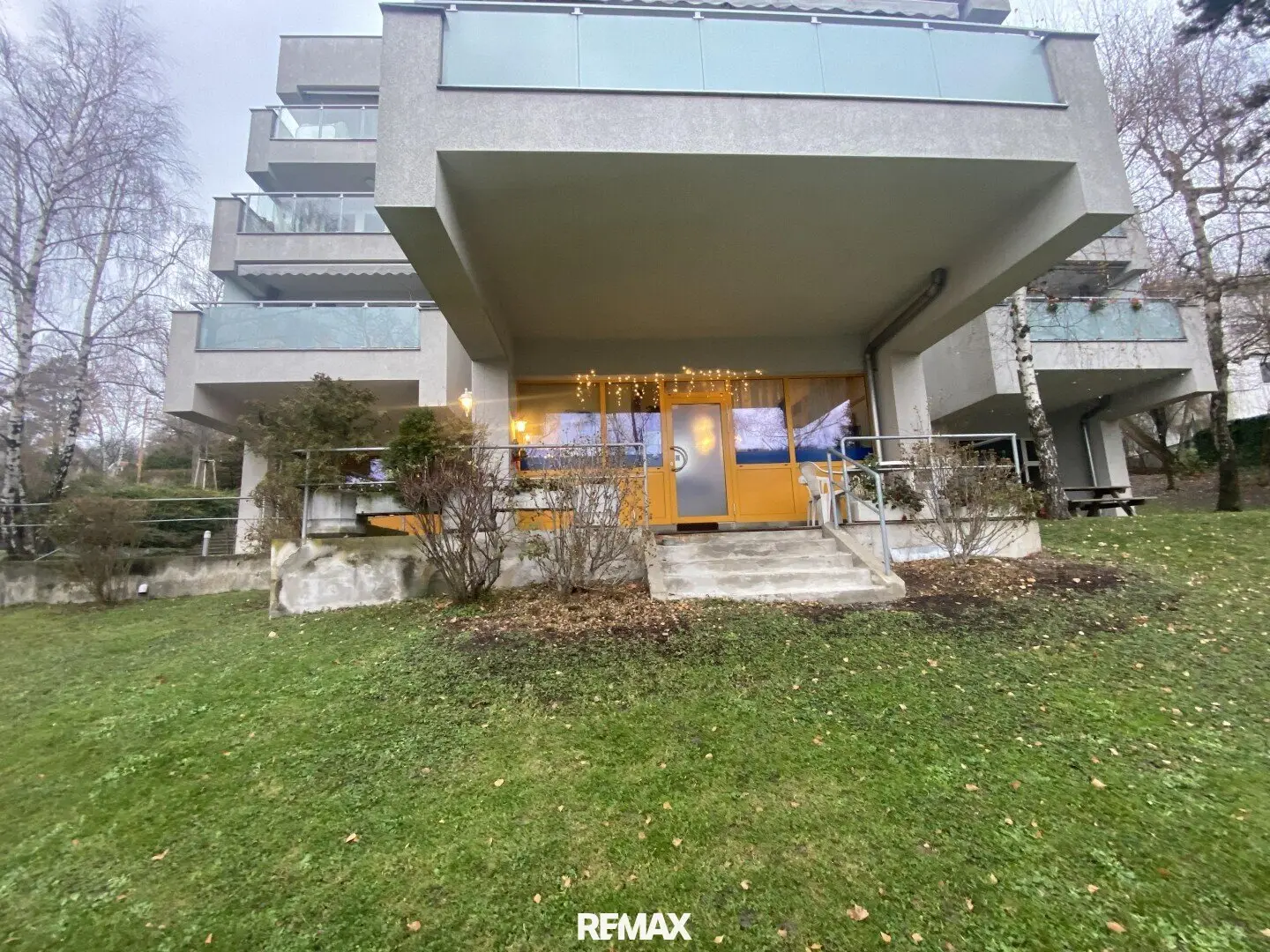 Condominium also suitable as a practice, law firm or Airbnb