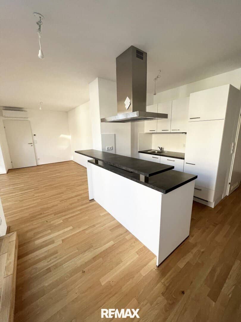 Penthouse feeling with nearly 100 m² private rooftop terrace