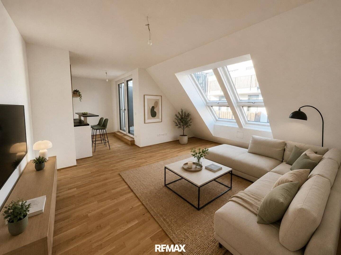 Penthouse feeling with nearly 100 m² private rooftop terrace
