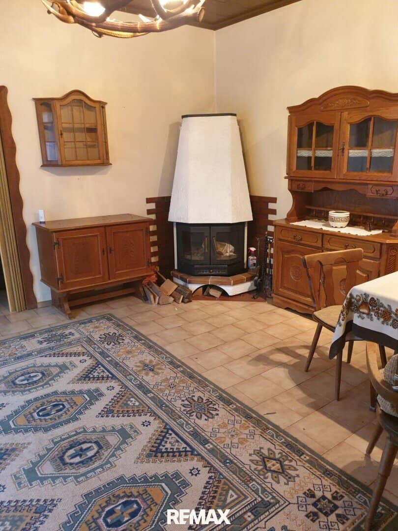 Charming single or two-family house