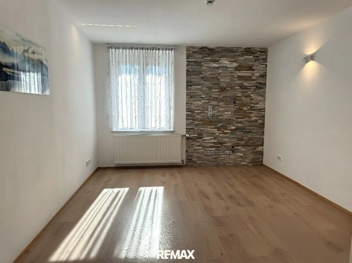"2 Zimmer - Wohnung mitten in Laxenburg!"