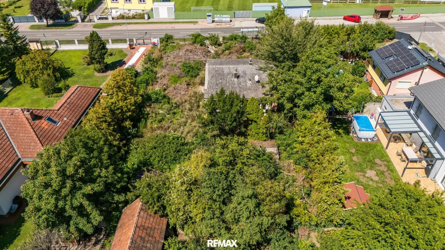 BUILDING PLOT IN PRIME LOCATION | approx. 1.085 m² | Sunny Orientation