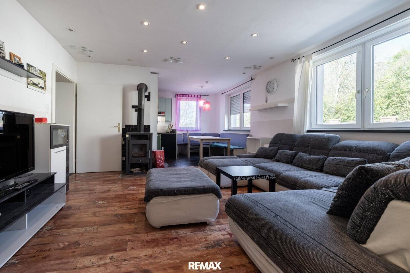 Spacious single-family house with plenty of space for family, work and hobby