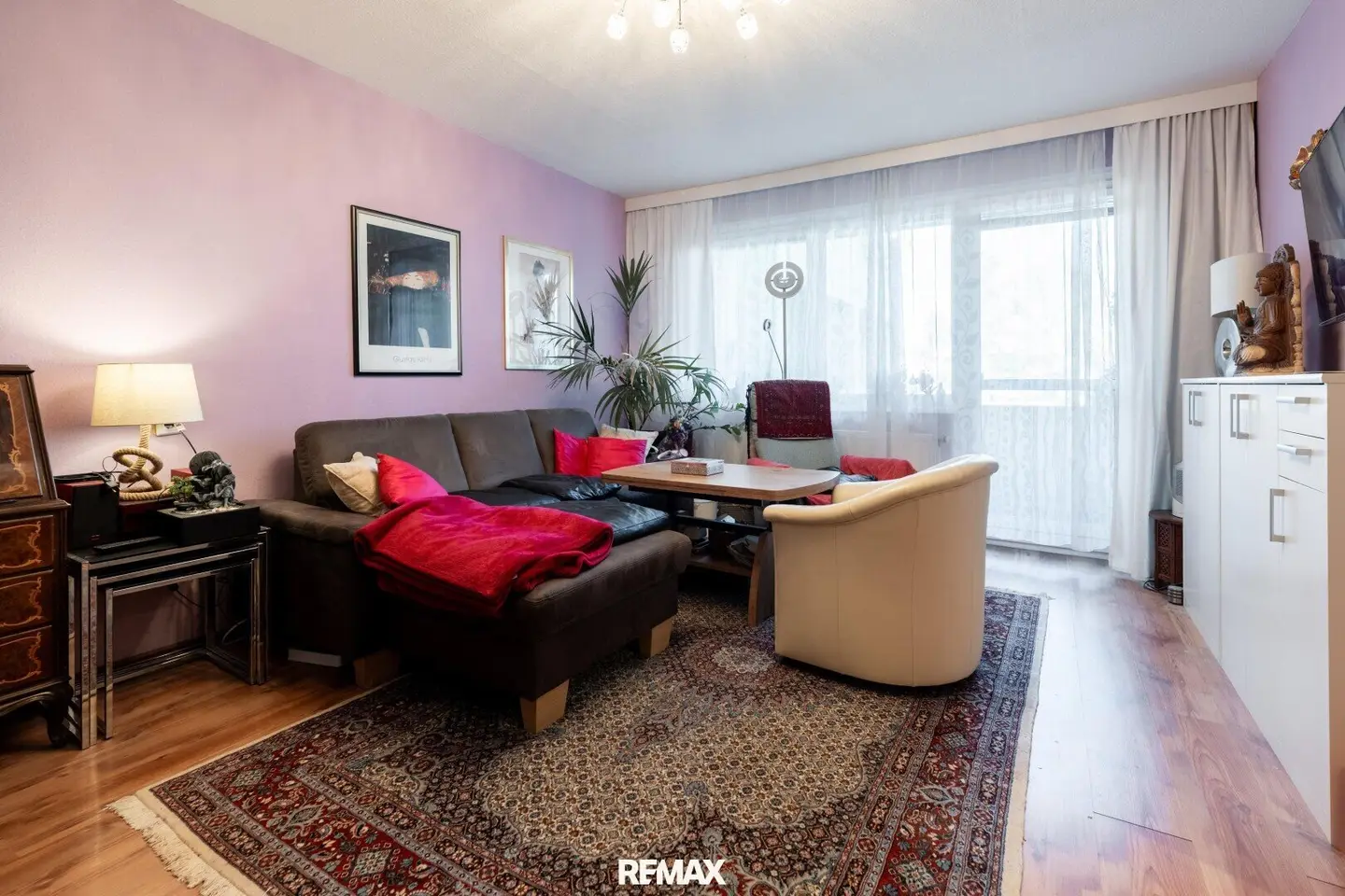 Stylish condominium with balcony in the heart of Tulln