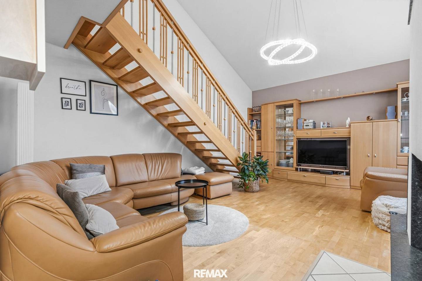 Semi-detached house - 4 rooms - gallery - garden - garage - Hirschstetten bathing pond