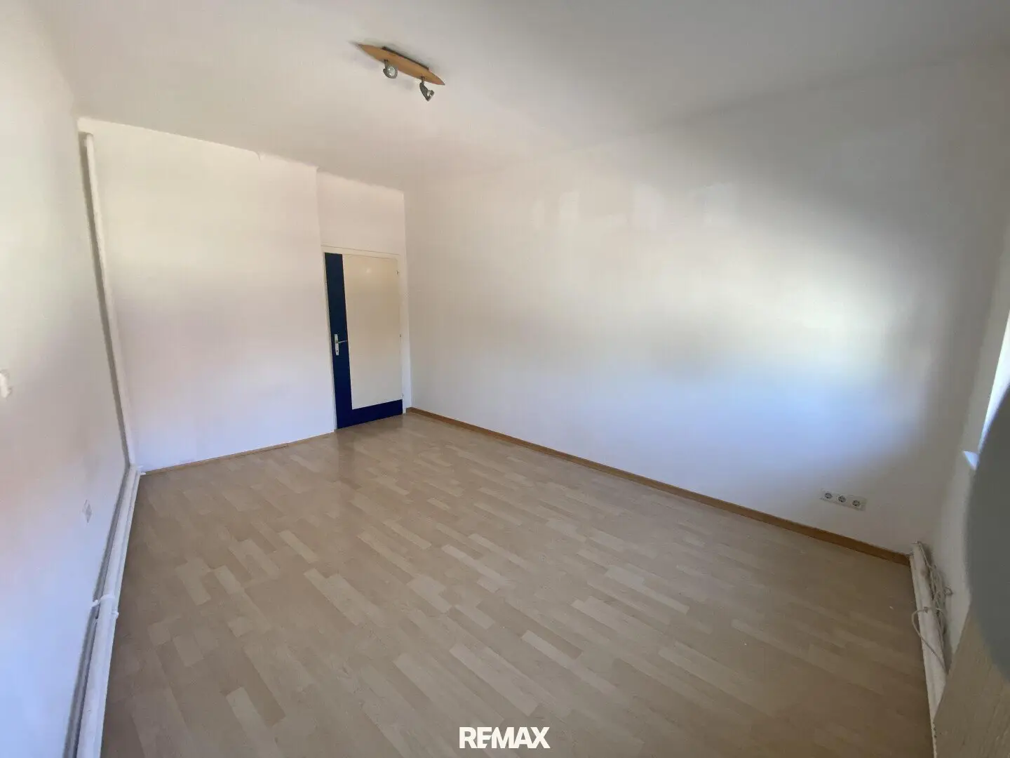 Young family apartment with garden and parking