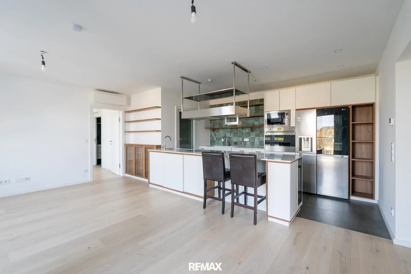 Timeless Elegance, Refined Luxury