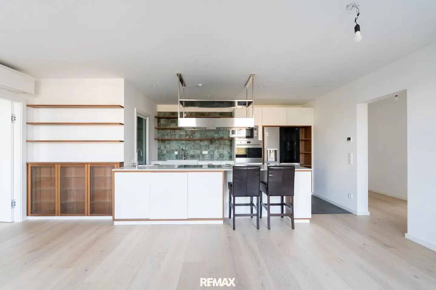 Timeless Elegance, Refined Luxury