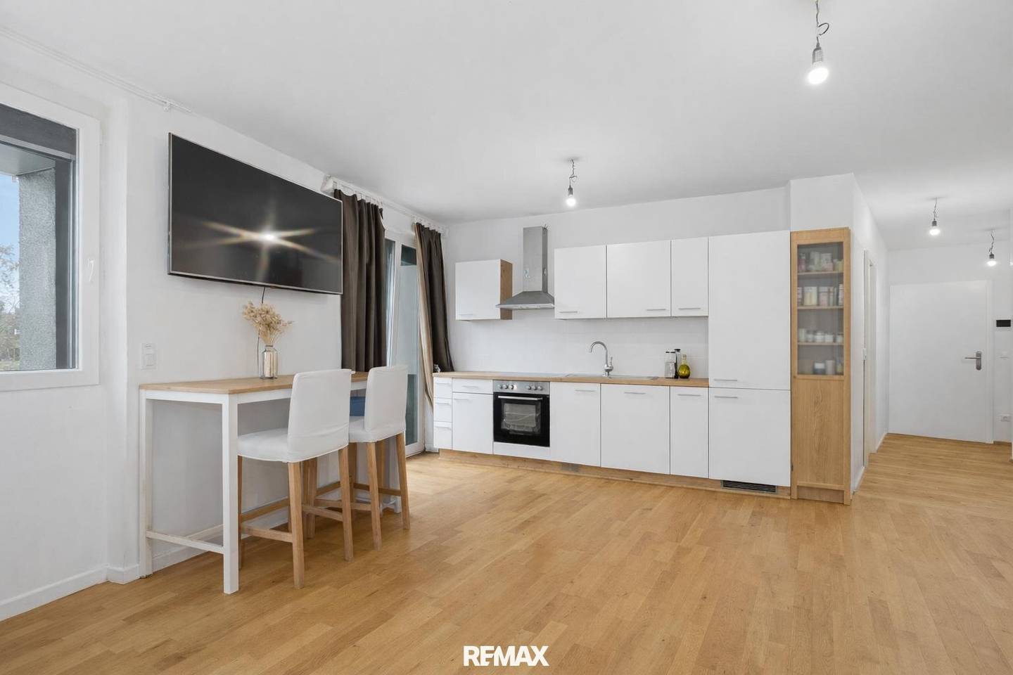 2-room Loggia Siegesplatz U2 Aspernstraße Rented until 2028