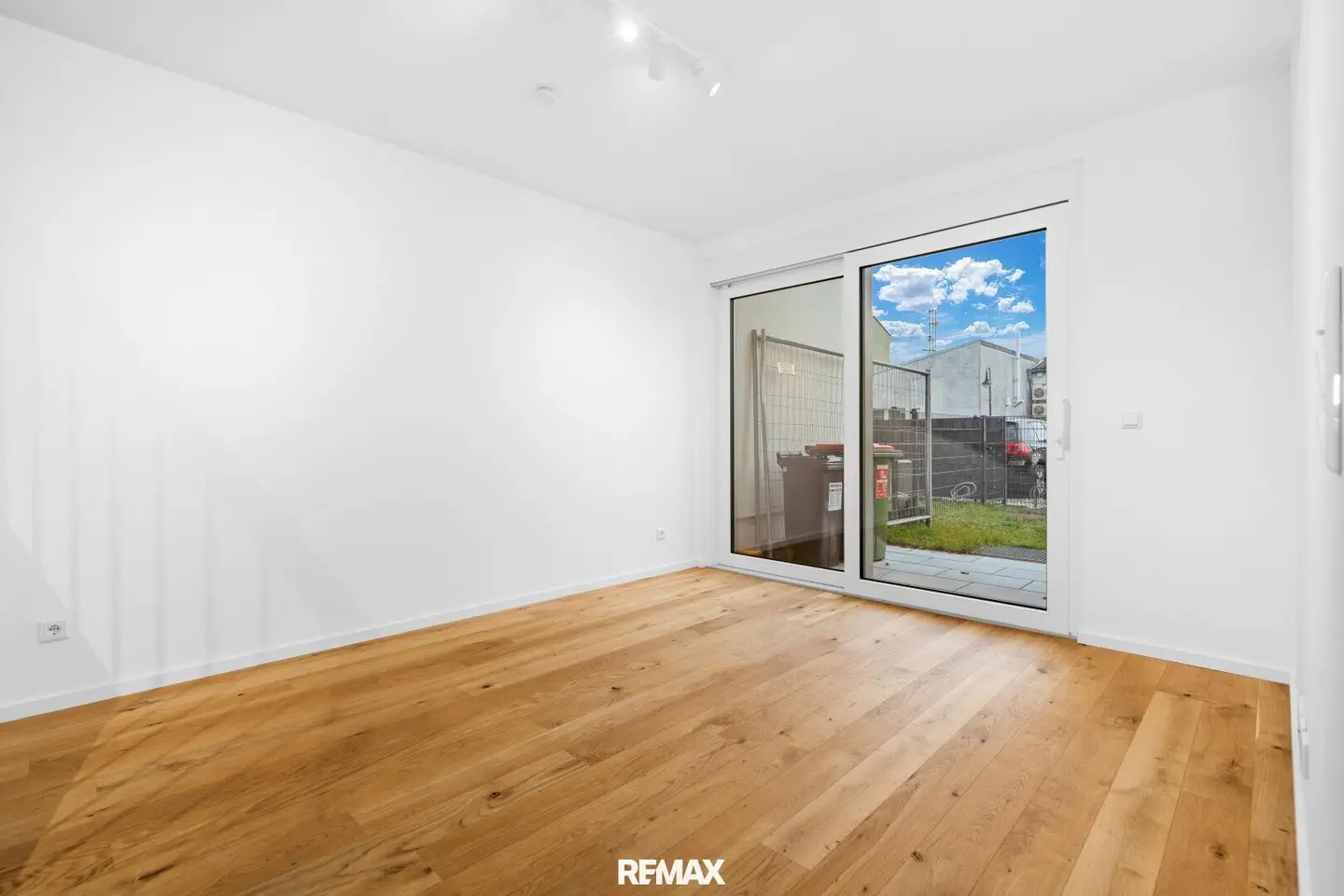 Turnkey 171 m² terraced house in a quiet location of Deutsch-Wagram