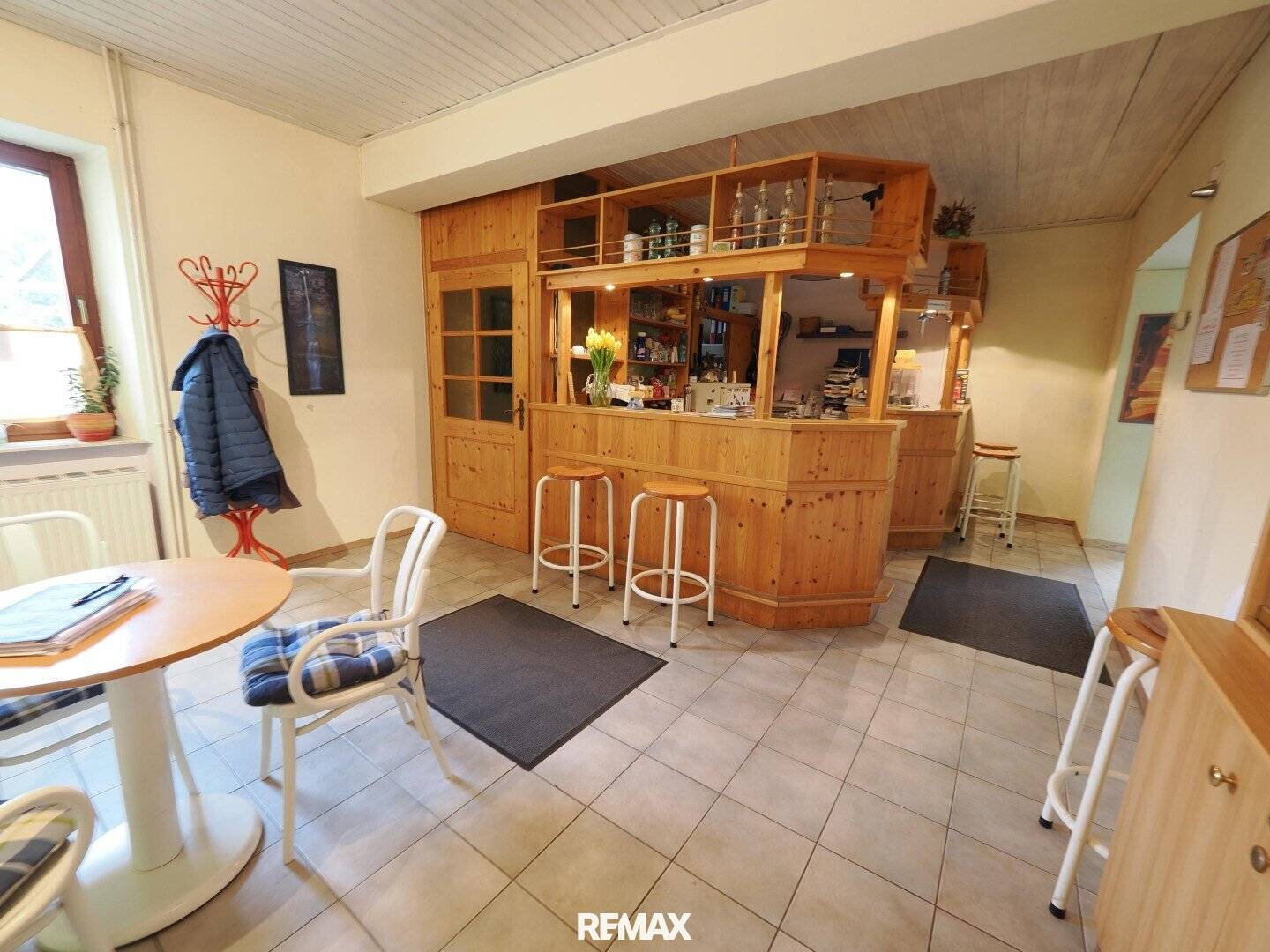 Investment property centrally located house offers many possibilities