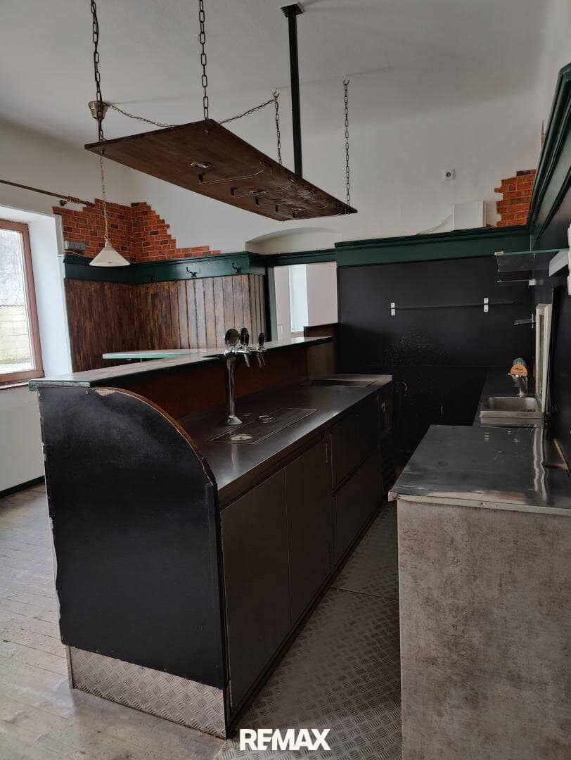 Geschäft 2292 Engelhartstetten