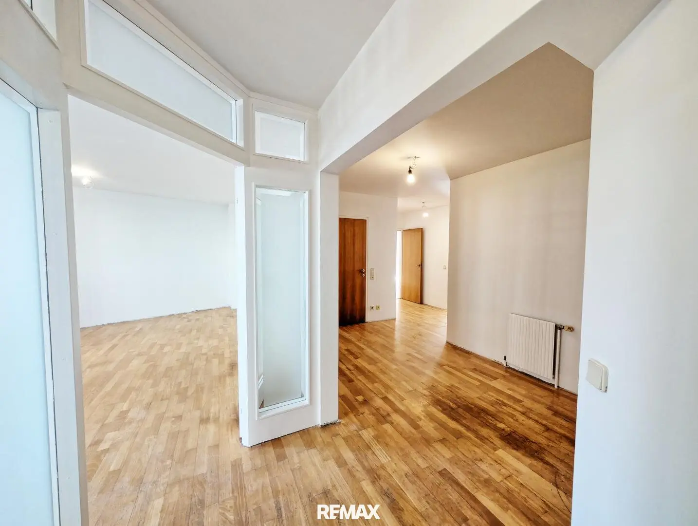 Garden apartment with terrace on upper floor