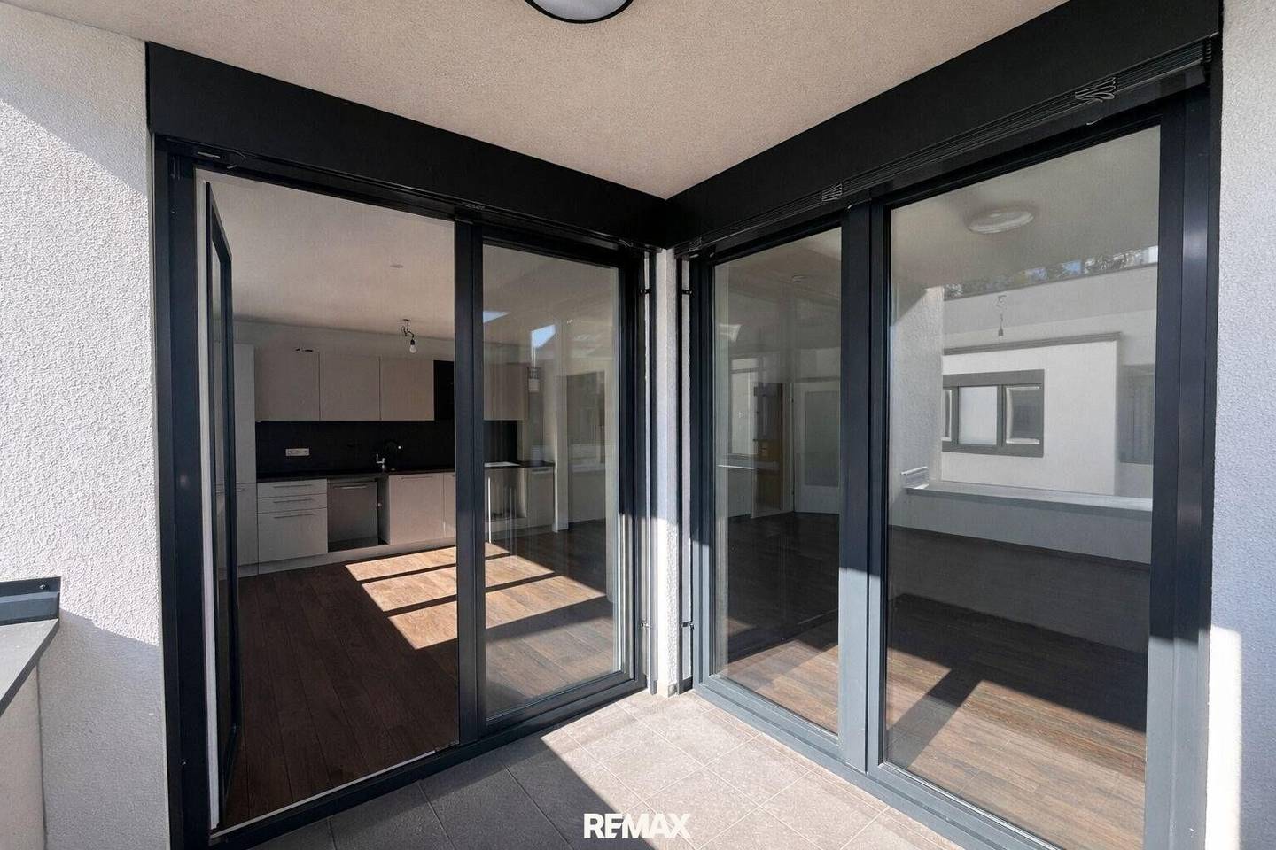 04 Loggia