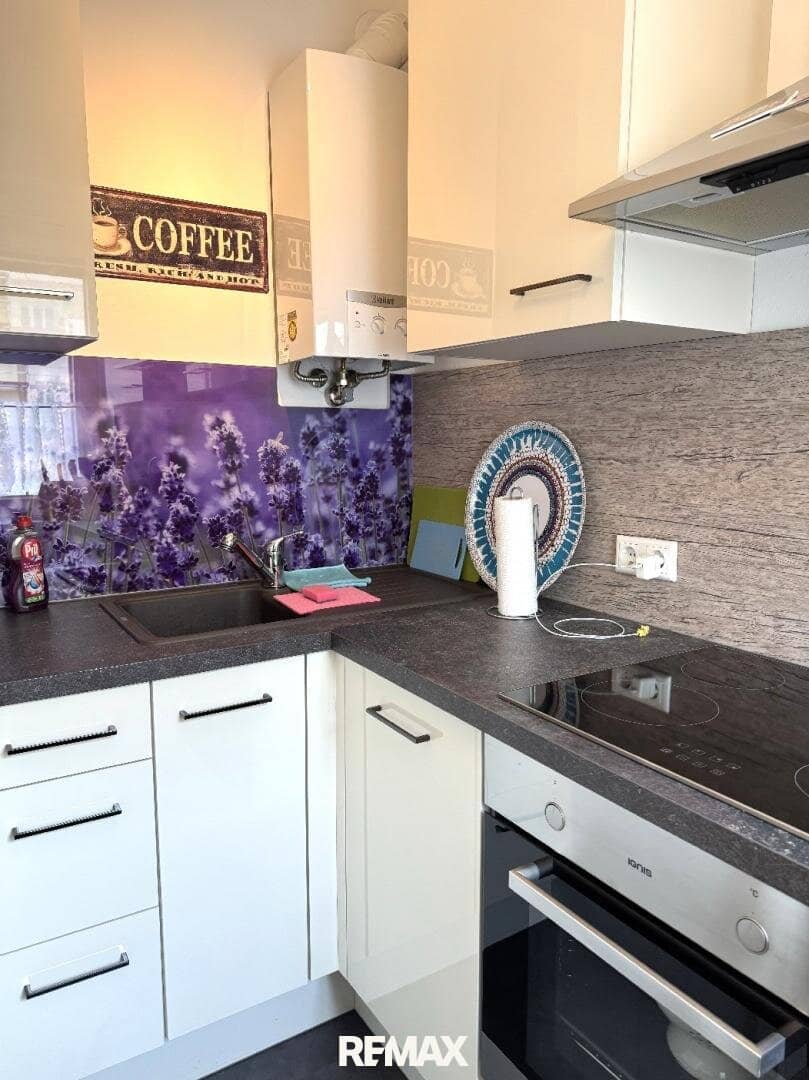 Top price, renovated and furnished!