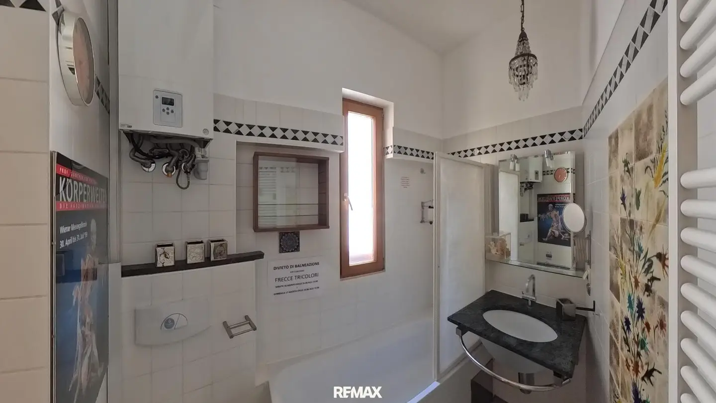 Splendid attic maisonette with terrace
