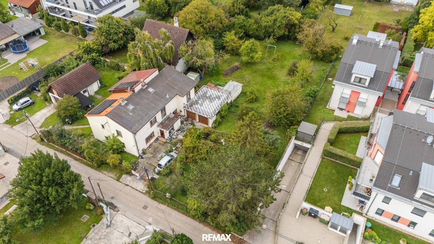 Exclusive building plot on freehold land – Your dream project in prime location