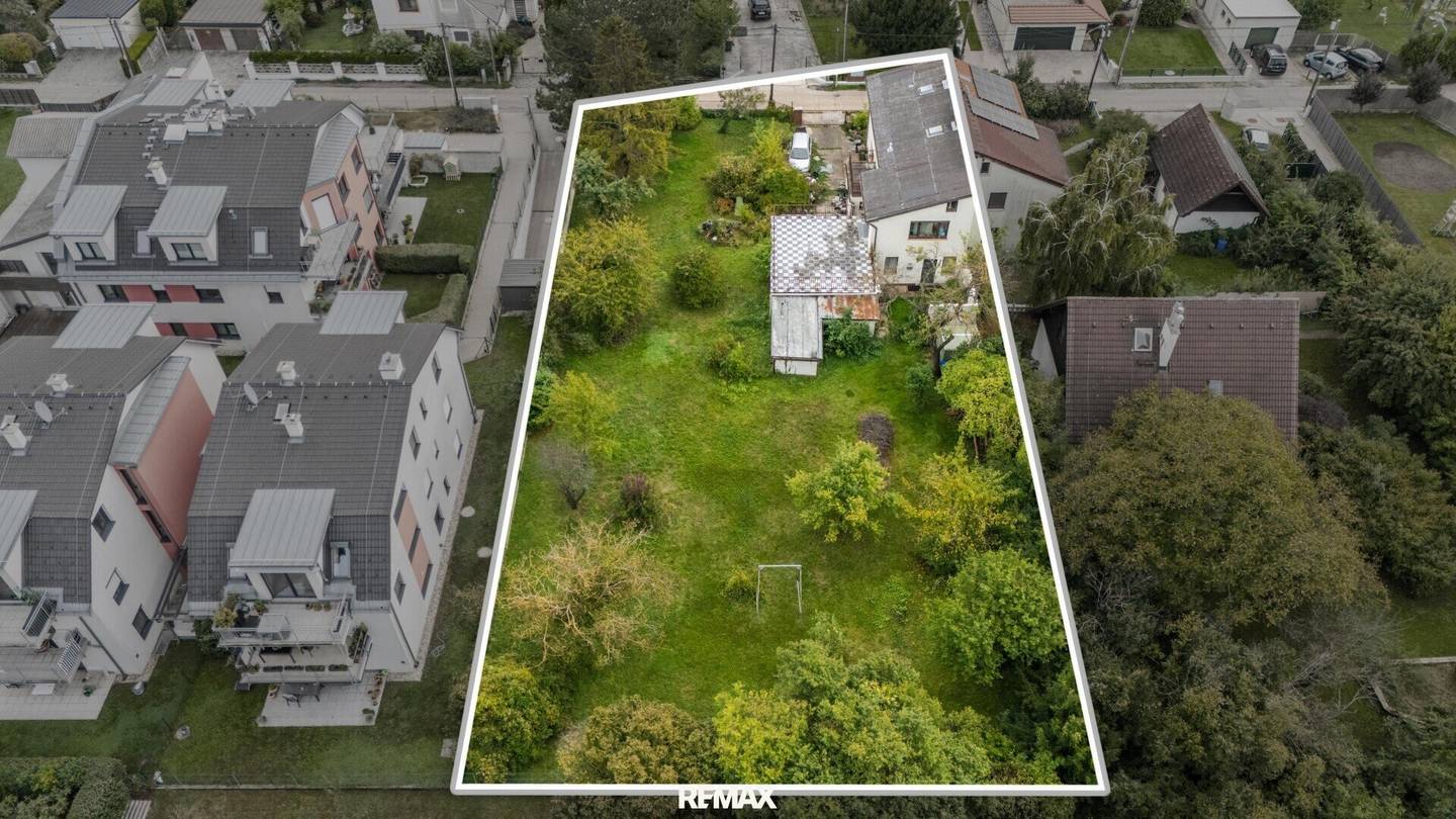 Exclusive building plot on freehold land – Your dream project in prime location