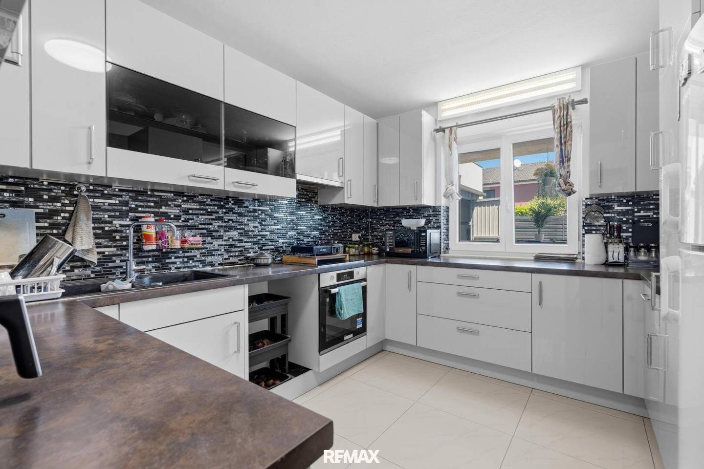 Modern living on the outskirts of Vienna – 188 m² living comfort near the city border