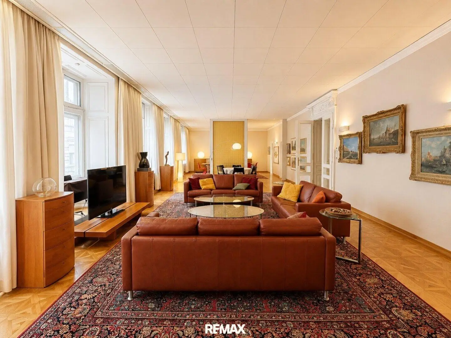 A Rare 256 m² Fully Furnished Residence near Vienna Opera