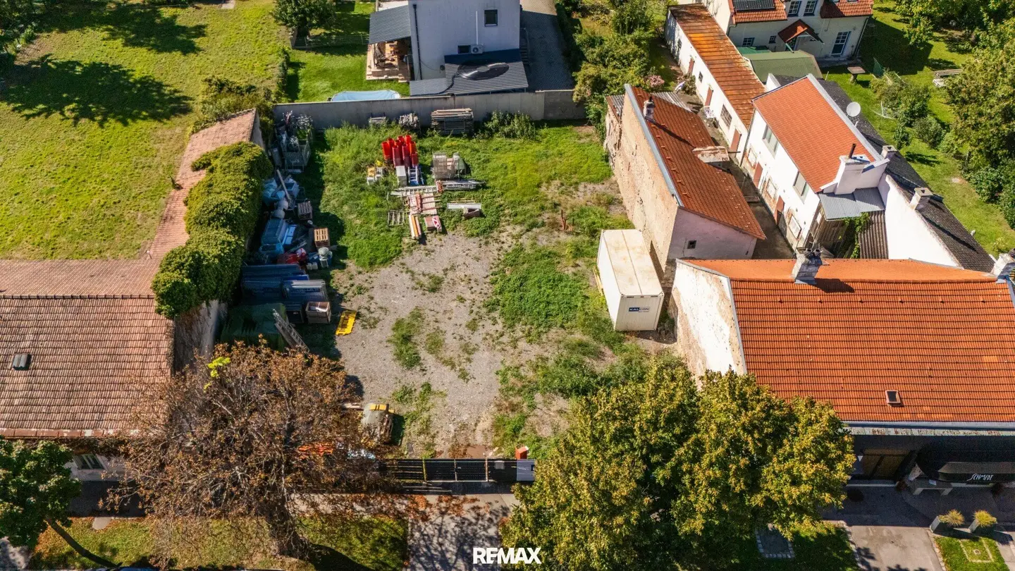 First-class building plot in the center of Gramatneusiedl